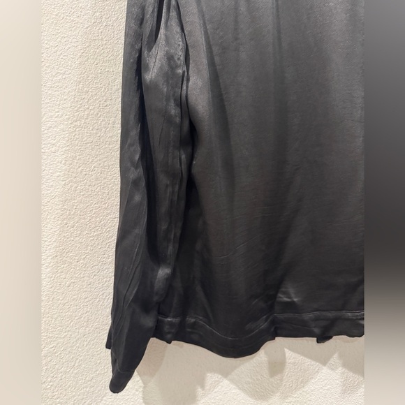 Raquel Allegra Black Satin Single Button Closure Fold Over Pocket Blazer Size 0 - Picture 11 of 15